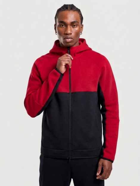 Male_model_wearing_red_hoodie_202608291700