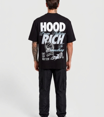 Model_wearing_black_graphic_t-shirt_202608271632 (1)