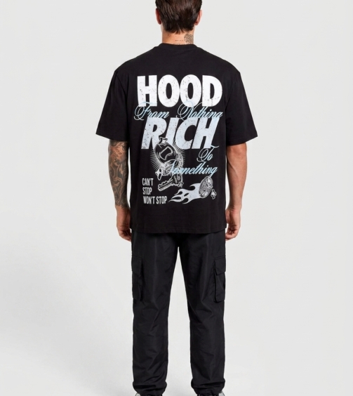 Model_wearing_black_graphic_t-shirt_202608271632 (1)
