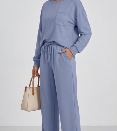 Model_wearing_blue_loungewear_set_202608271622 (1)