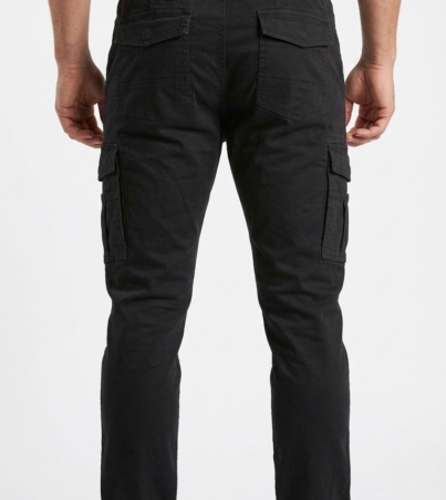 Athletic_model_wearing_black_pants_20260912033152