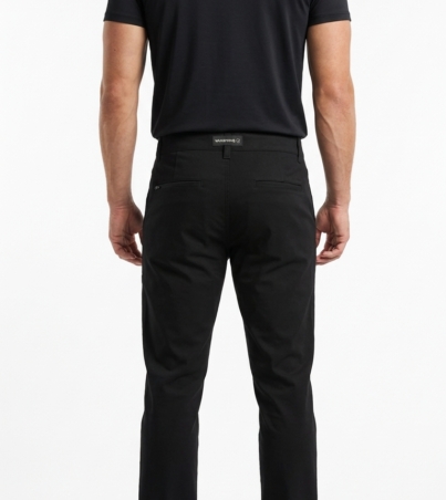 Athletic_model_wearing_black_tro…_20260912025132