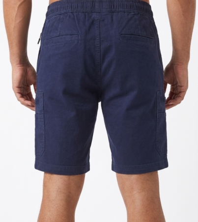 Male_model_wearing_cargo_shorts_20260911182116
