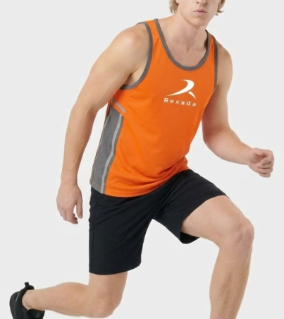 Man_doing_athletic_lunge_20260917000508