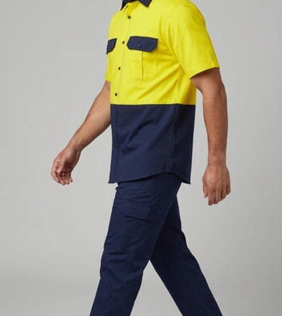Man_walking_dynamically_20260916233523