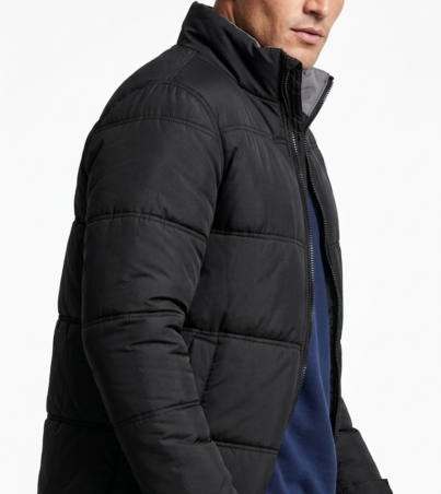 Man_wearing_black_puffer_jacket_20260921020949