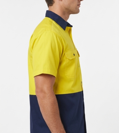 Man_wearing_high-visibility_work…_20260914232847
