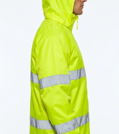 Man_wearing_yellow_rain_jacket_20260921020722_2